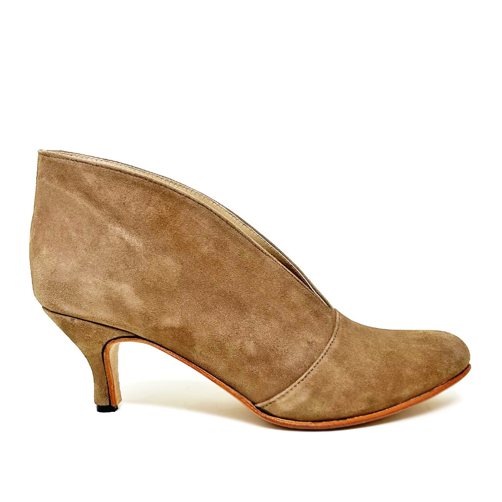 Taco-Bota-Cuero-Le-Loup-Carter-Vison-1.jpg Carter Vison - Imagen 1
